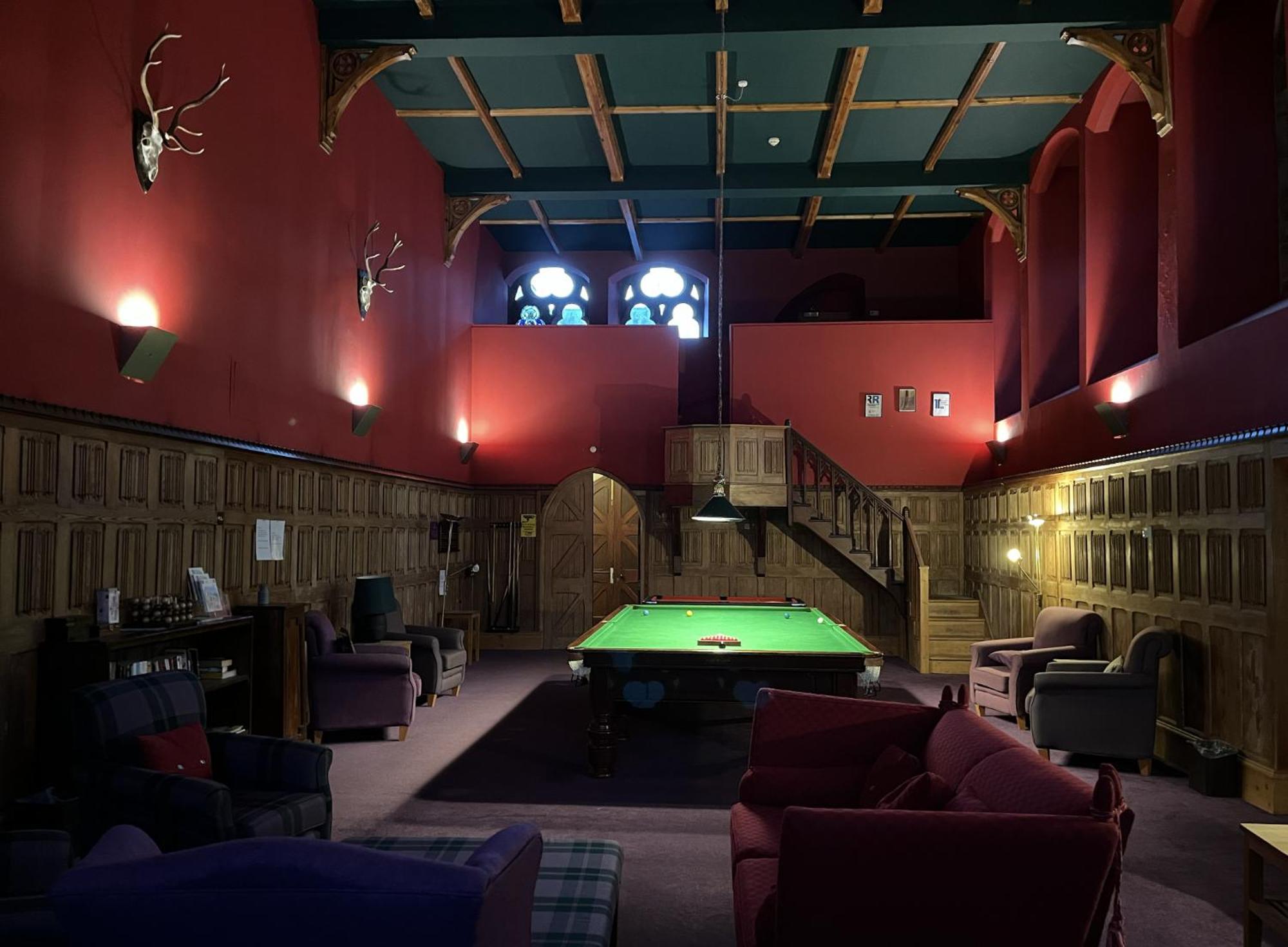The Classrooms, Loch Ness Abbey - 142M2 Lifestyle & Heritage Apartment - Pool & Spa - The Highland Club - Resort On Lake Shores Fort Augustus Exterior foto