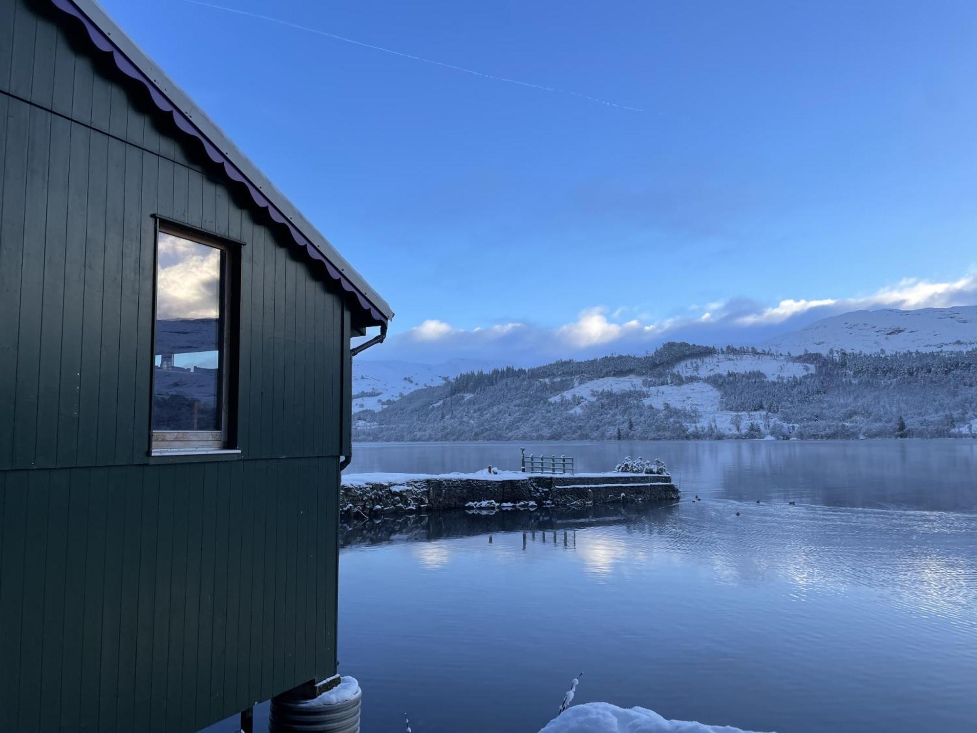 The Classrooms, Loch Ness Abbey - 142M2 Lifestyle & Heritage Apartment - Pool & Spa - The Highland Club - Resort On Lake Shores Fort Augustus Exterior foto