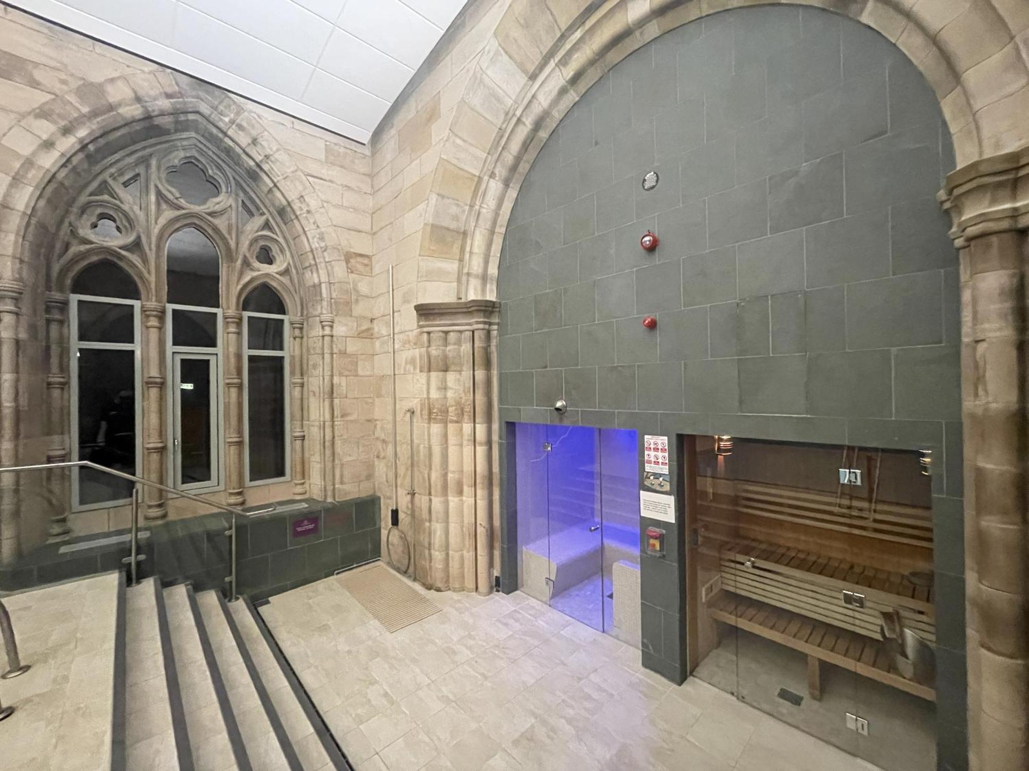 The Classrooms, Loch Ness Abbey - 142M2 Lifestyle & Heritage Apartment - Pool & Spa - The Highland Club - Resort On Lake Shores Fort Augustus Exterior foto